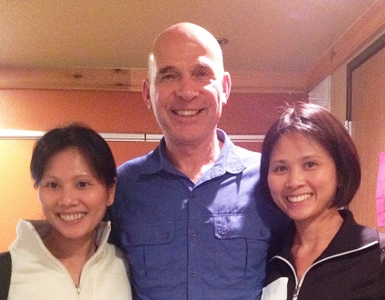 Dr. Tinh Vuong and Dr. Linh Vuong with the founder of Neural Prolotherapy, Dr. John Lyftogt